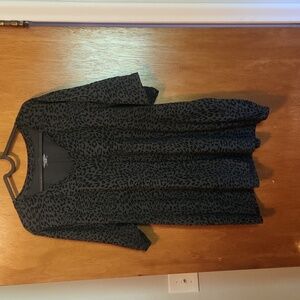 EUC Lane Bryant black and gray tee